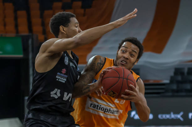 令人尊敬的 令人尊敬的