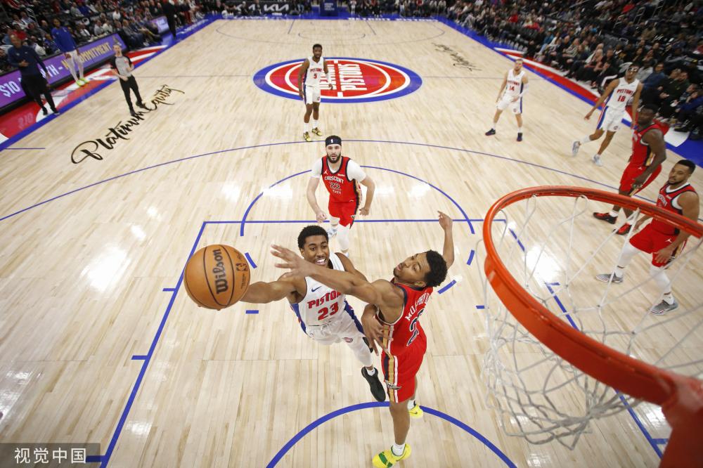 有助于他在 有助于他在