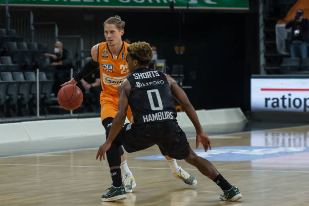 织上做文章 织上做文章